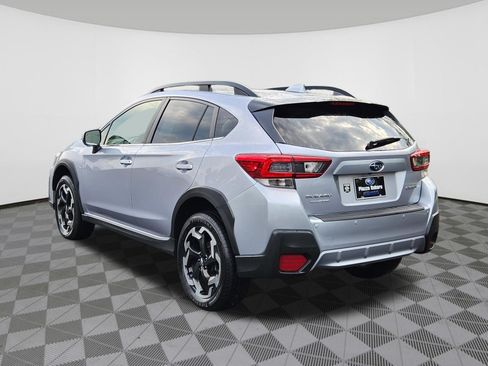 Used 2022 Subaru Crosstrek 2.5i Limited w/ Moonroof Package 1 AWD/4WD image 3