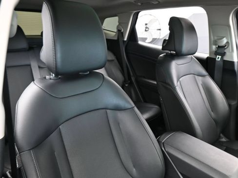 Used 2026 Kia Sportage EX w/ EX Panorama Roof Package FWD image 45