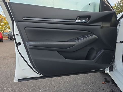 New 2025 Nissan Altima 2.5 SV w/ SV Special Edition Package image 15