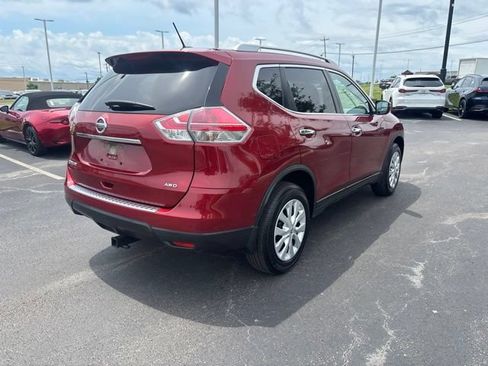 Used 2016 Nissan Rogue S w/ Appearance Package AWD/4WD image 7