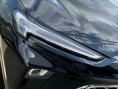 New 2026 Buick Encore GX Avenir w/ Avenir Technology Package AWD/4WD image 8