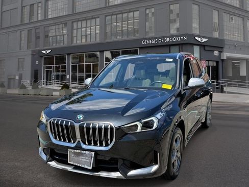 Used 2023 BMW X1 xDrive28i w/ Convenience Package AWD/4WD image 1