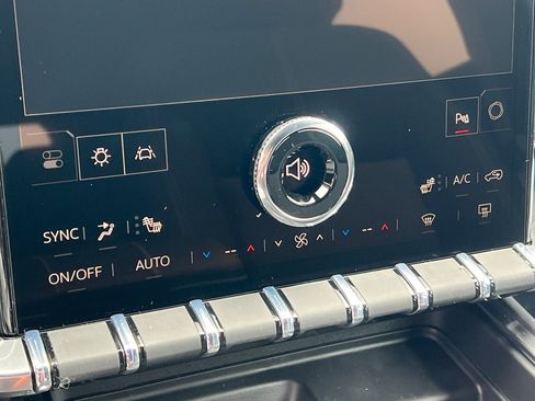 New 2026 GMC Acadia Elevation image 21