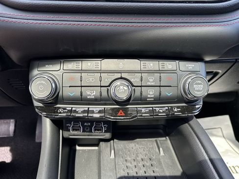 Used 2026 Dodge Durango GT AWD/4WD image 19