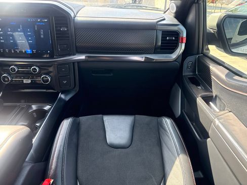 Used 2025 Ford F150 Raptor AWD/4WD image 24
