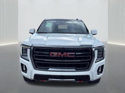Used 2023 GMC Yukon AT4 w/ Technology Package AWD/4WD image 2