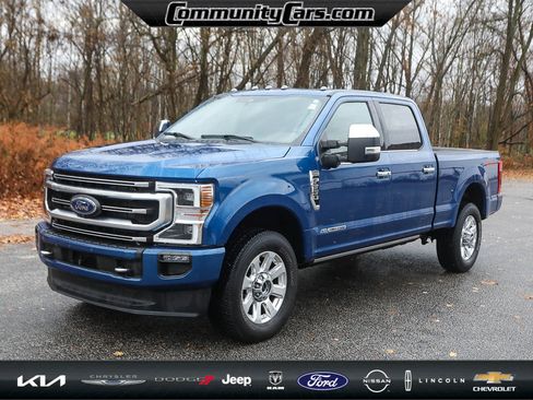 Used 2022 Ford F350 Platinum w/ FX4 Off-Road Package image 2