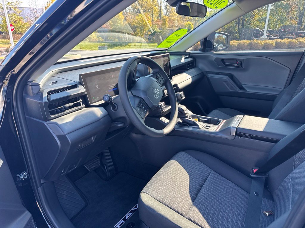 Used 2026 Toyota RAV4 LE FWD image 20