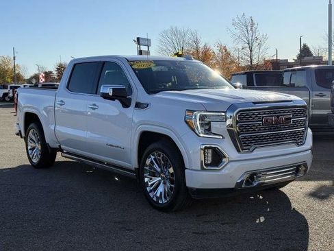 Used 2022 GMC Sierra 1500 Denali w/ Denali Reserve Package image 4