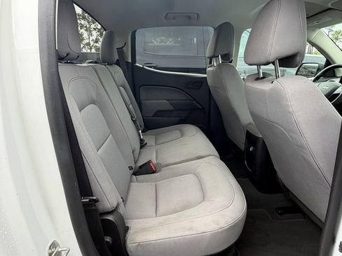 Used 2021 Chevrolet Colorado W/T RWD image 13