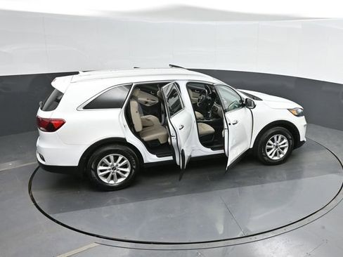 Used 2019 Kia Sorento LX w/ Option Group 020 image 46