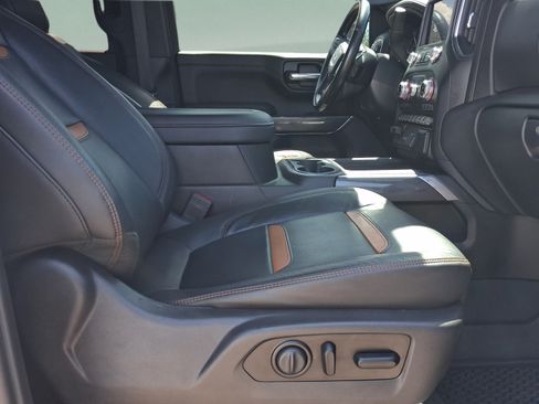 Used 2021 GMC Sierra 1500 AT4 w/ AT4 Premium Package AWD/4WD image 32
