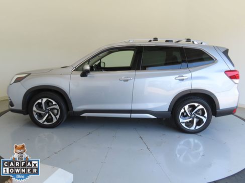 Used 2023 Subaru Forester Touring w/ Popular Package #3 AWD/4WD image 9