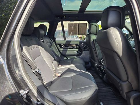 Used 2019 Land Rover Range Rover Supercharged AWD/4WD image 12