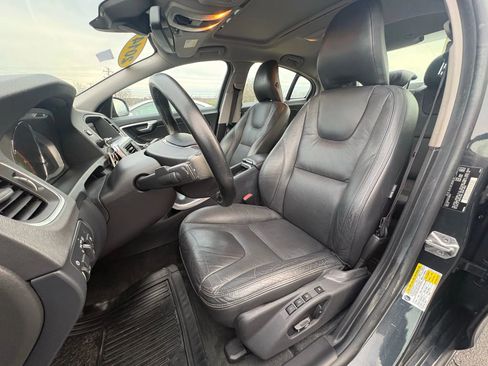 Used 2014 Volvo S60 T5 image 16