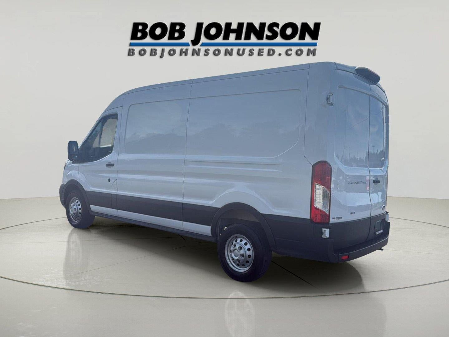 Used 2025 Ford Transit 250 148 Medium Roof Extended AWD image 5