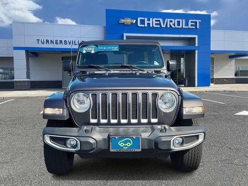 Used 2022 Jeep Wrangler Unlimited Sahara w/ Cold Weather Group AWD/4WD image 2