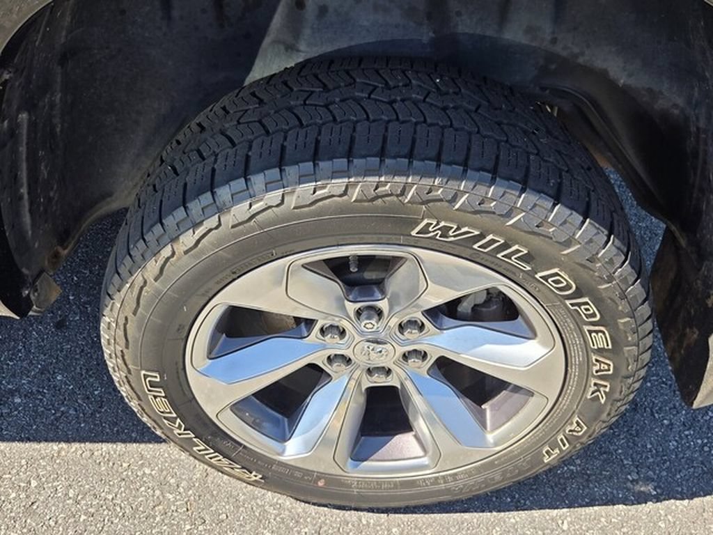 Used 2020 RAM 1500 Limited AWD/4WD image 17