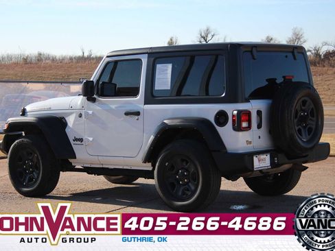 Used 2022 Jeep Wrangler Sport image 7