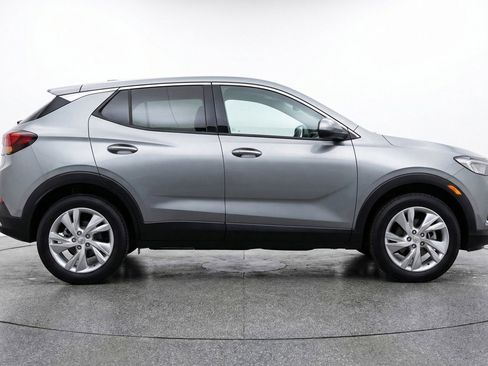 Used 2025 Buick Encore GX Preferred FWD image 11