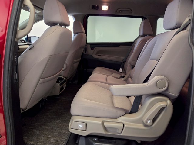 Used 2023 Honda Odyssey EX image 11