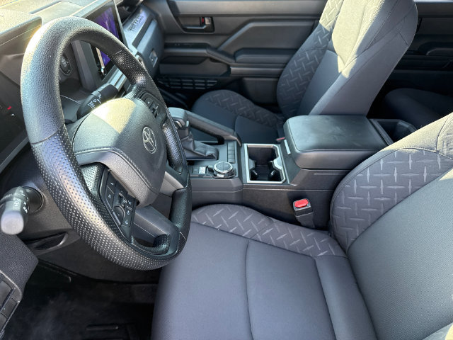 Used 2026 Toyota Tacoma SR5 AWD/4WD image 17