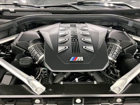 Used 2025 BMW X6 M60i w/ Climate Comfort Package image 9