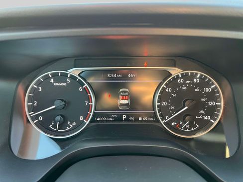 Certified 2025 Nissan Rogue SV image 24