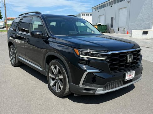 Used 2023 Honda Pilot Elite image 30