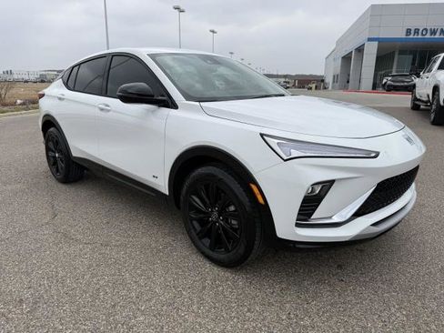 New 2026 Buick Envista Sport Touring image 11