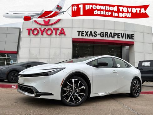 New 2026 Toyota Prius Plug-In Hybrid FWD image 1