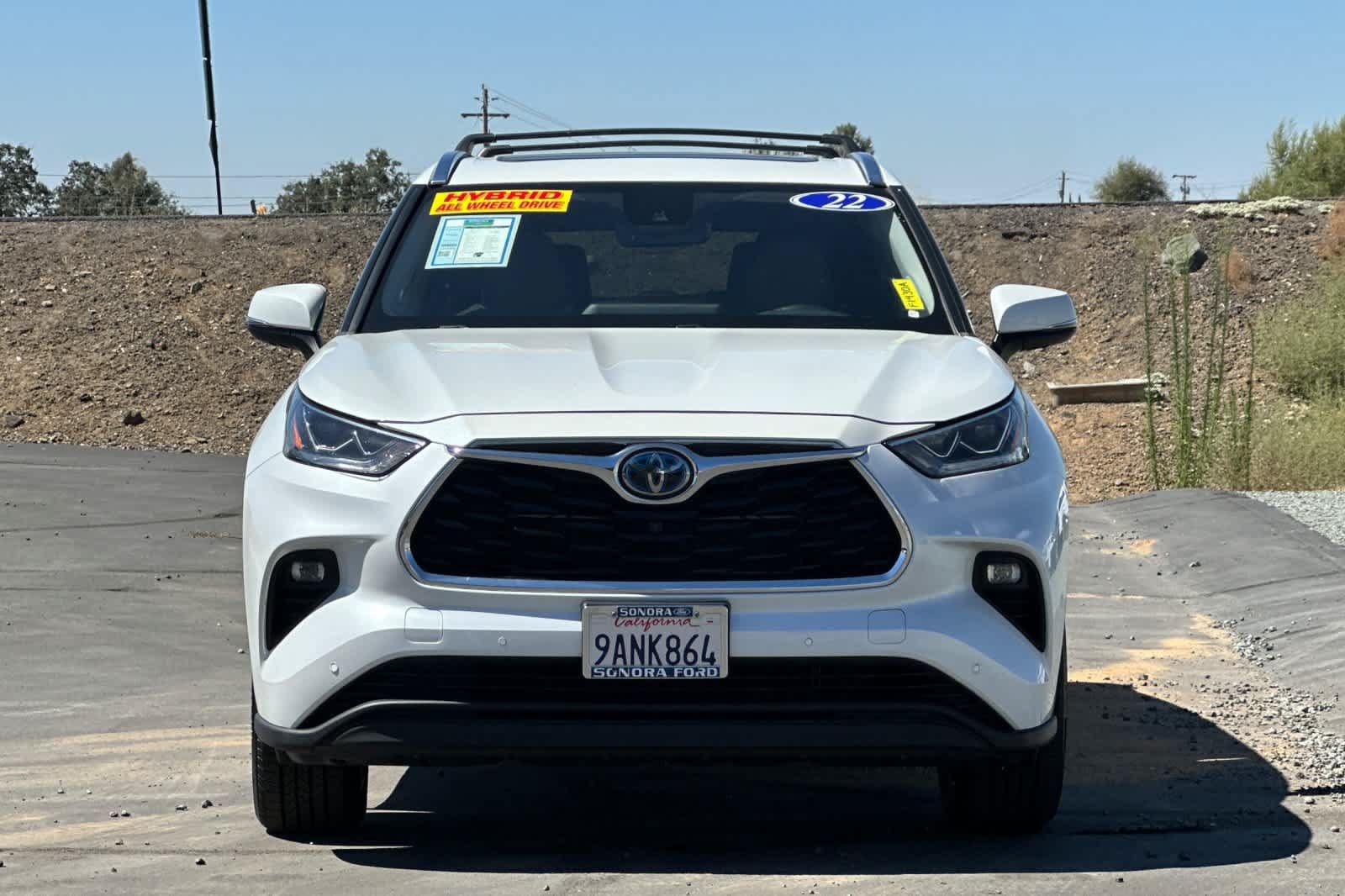 Used 2022 Toyota Highlander Limited AWD/4WD image 9