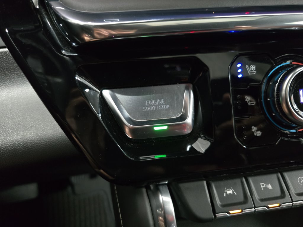 Certified 2023 GMC Sierra 1500 Denali Ultimate AWD/4WD image 21