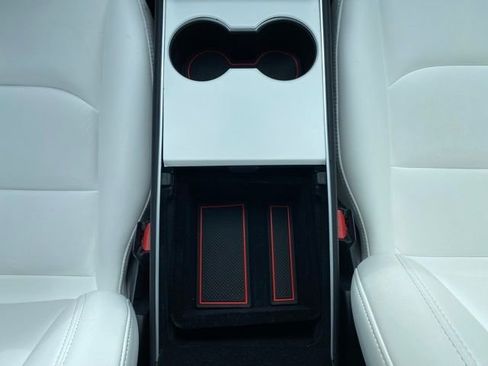 Used 2019 Tesla Model 3 image 35