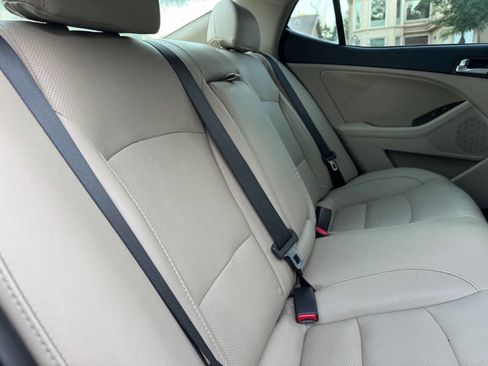 Used 2015 Kia Optima EX w/ EX Premium Package image 32