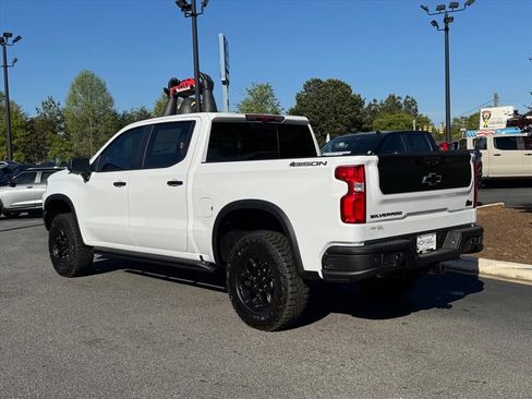 New 2026 Chevrolet Silverado 1500 ZR2 w/ ZR2 Bison Edition AWD/4WD image 5