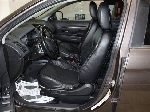 Used 2017 Mitsubishi Outlander Sport AWD image 26