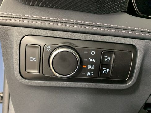 Used 2025 Ford Mustang GT Premium image 16