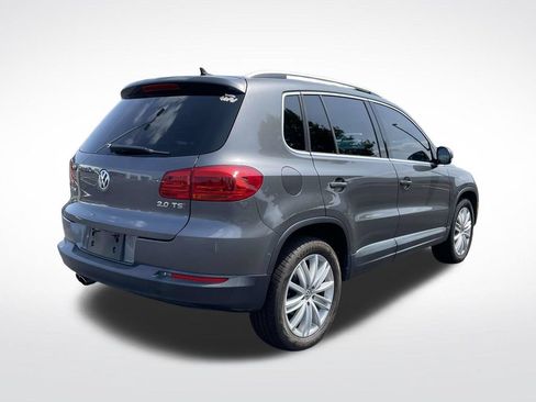 Used 2015 Volkswagen Tiguan SEL FWD image 8