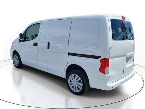 Used 2021 Nissan NV200 SV w/ Sliding Door Glass Package FWD image 3