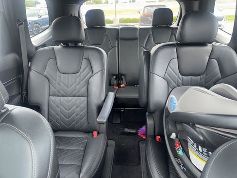 Used 2024 Kia Telluride EX X-Line AWD/4WD image 9