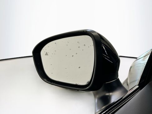 Used 2024 Nissan Ariya AWD image 16