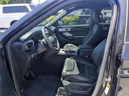 Used 2021 Ford Explorer ST w/ Equipment Group 401A AWD/4WD image 28