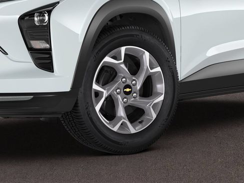 New 2026 Chevrolet Trax LT w/ LT Convenience Package FWD image 4