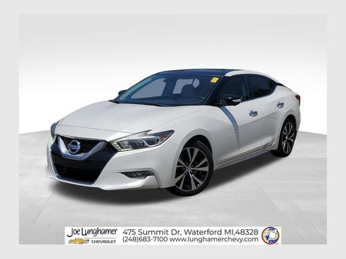 Used 2017 Nissan Maxima Platinum FWD image 1