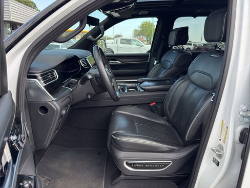 Used 2024 Jeep Grand Wagoneer L Series II w/ Quick Order Packagew 28T image 17