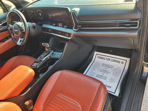 Used 2023 Kia Sportage SX image 17