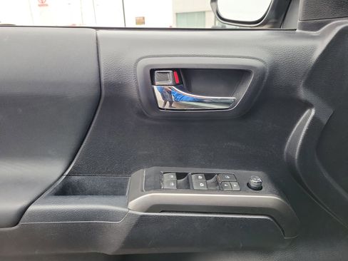 Used 2021 Toyota Tacoma TRD Pro image 17