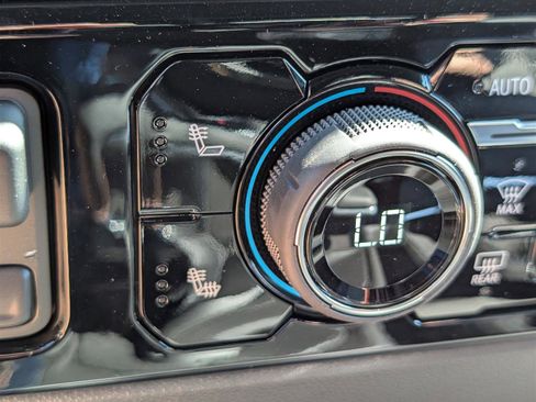 New 2026 Chevrolet Silverado 1500 LT w/ Leather Package image 20