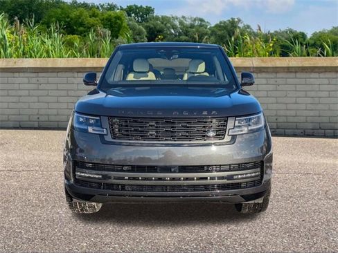 New 2026 Land Rover Range Rover SE image 2